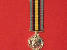 MINIATURE CANADA GULF AND KUWAIT MEDAL