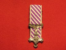 MINIATURE COURT MOUNTED DISTINGUISHED FLYING CROSS DFC MEDAL