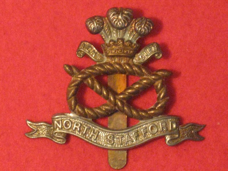 NORTH STAFFORDSHIRE REGIMENT CAP BADGE - Hill Military Medals