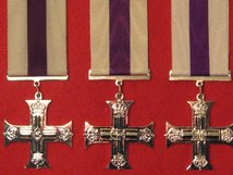 FULL SIZE MILITARY CROSS MC MEDAL SET OF 3 GV GVI AND EIIR MUSEUM COPY MEDALS WITH RIBBONS