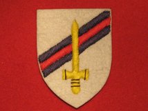 BRITISH ARMY 6TH GUARDS ARMOURED BRIGADE FORMATION BADGE WW2 WHITE SHIELD BLUE RED BLUE