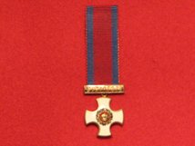 MINIATURE DISTINGUISHED SERVICE ORDER DSO MEDAL GV CONTEMPORARY MEDAL GF