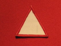 BRITISH ARMY 1ST INFANTRY DIVISION FORMATION BADGE WW2 WHITE TRIANGLE RED EDGE